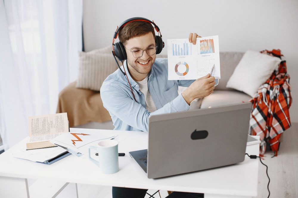 va for social media management